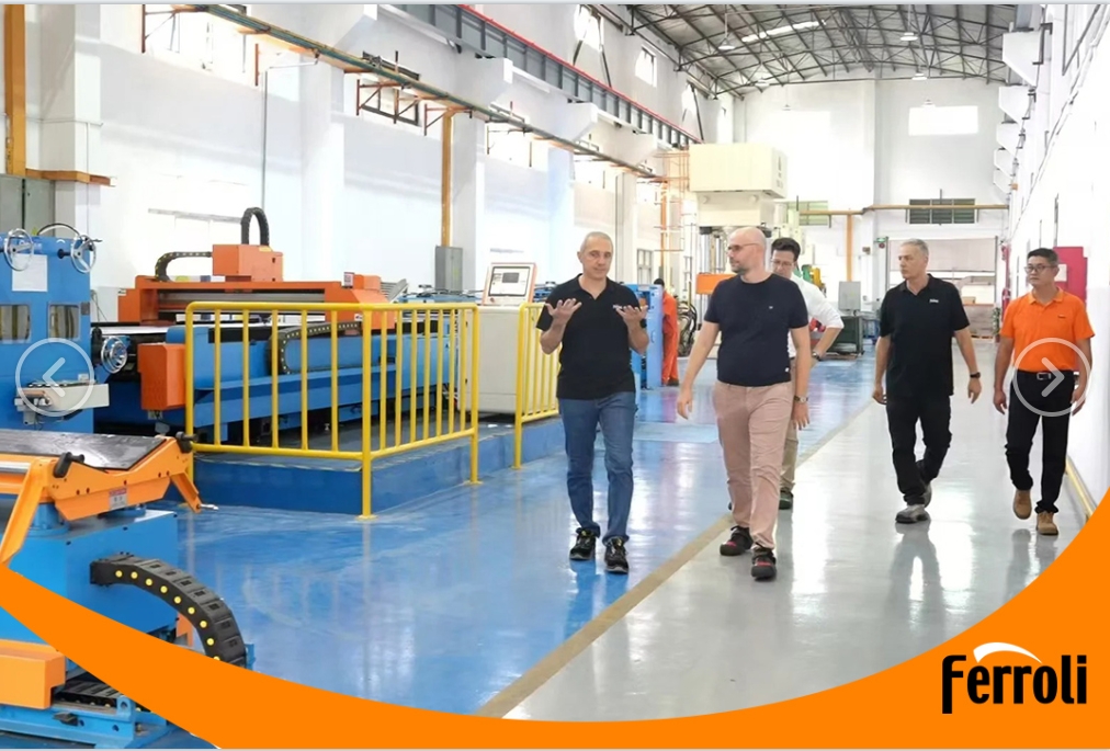 Z6官网CEO一行光临中国区广东出产基地视察